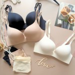 【No.3100】無鋼圈光面爆乳內衣組AB杯